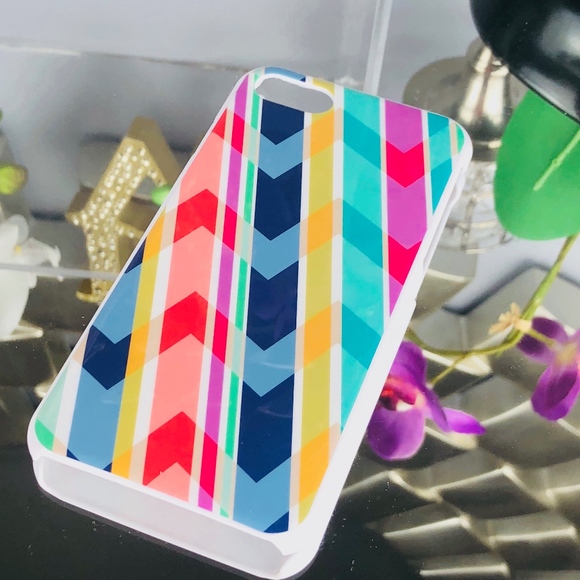 Accessories - Mod Graphic Design iPhone 7 Case